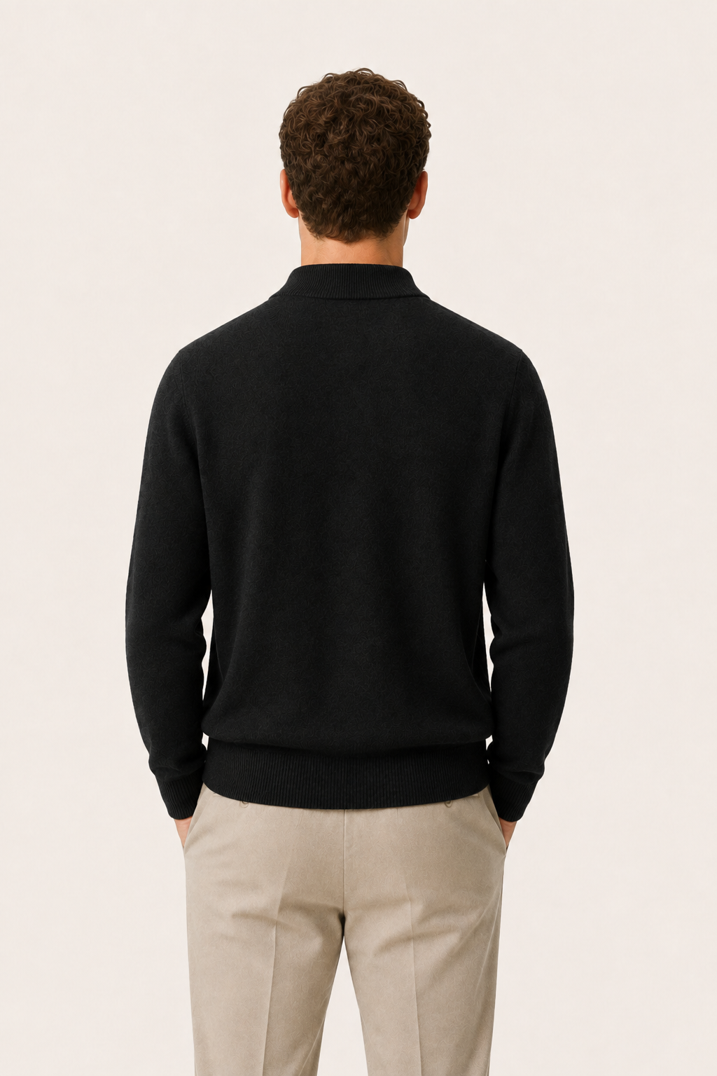 Arelio Mock Neck Black