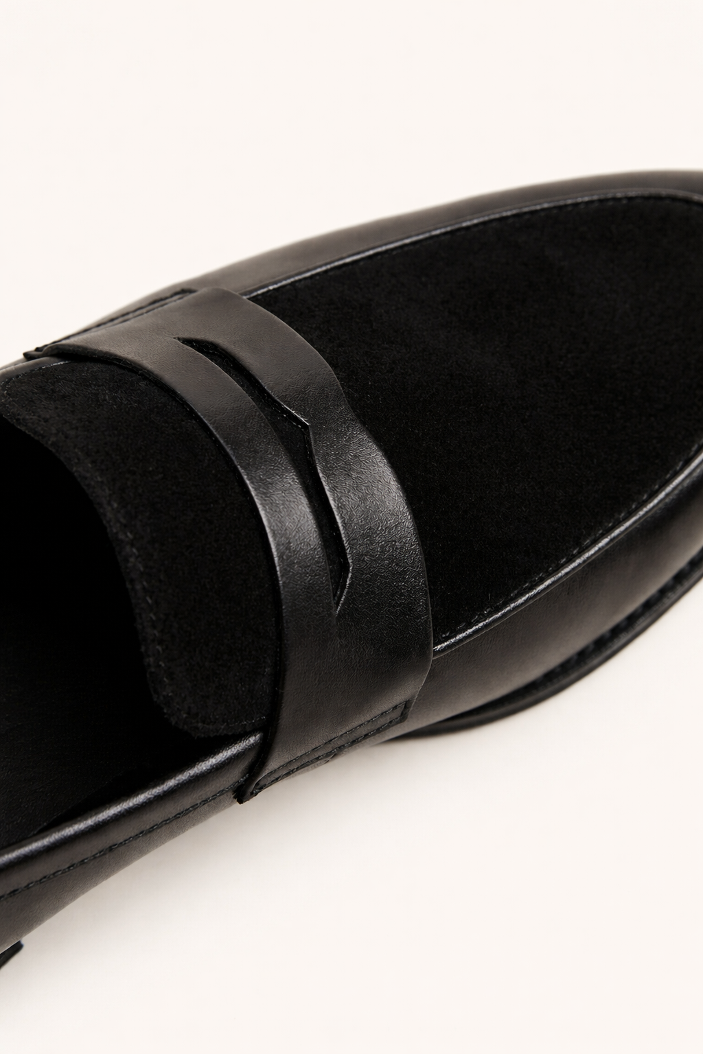 Balero Leather Loafer Black