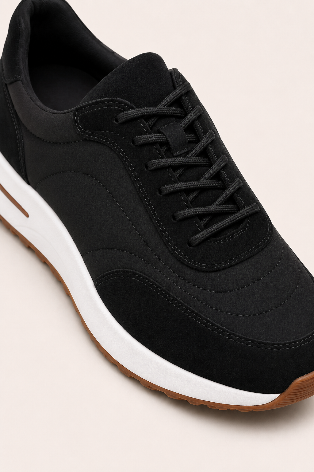 Tinero Sneaker Black