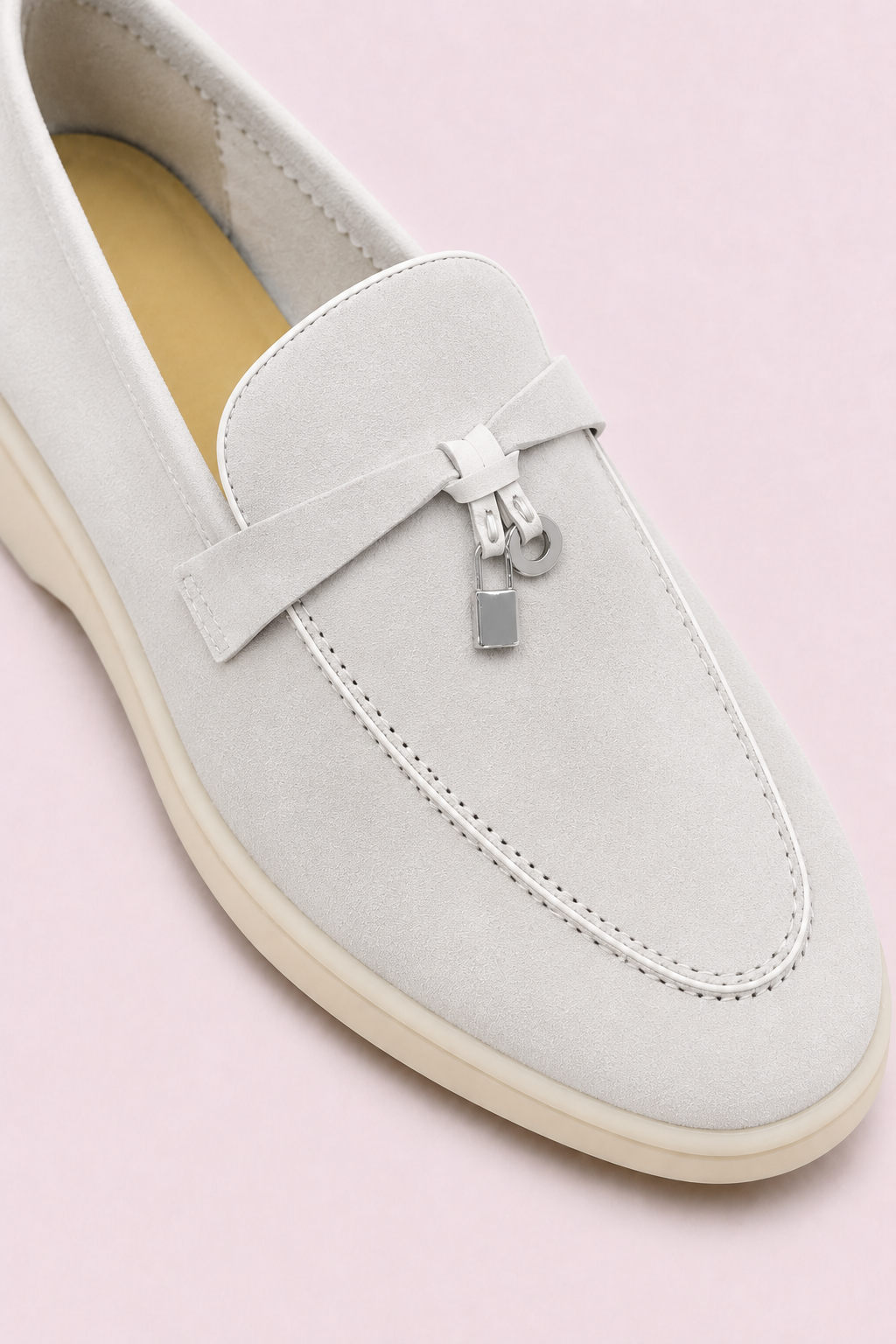 Rovain Buckled Loafers Ivory