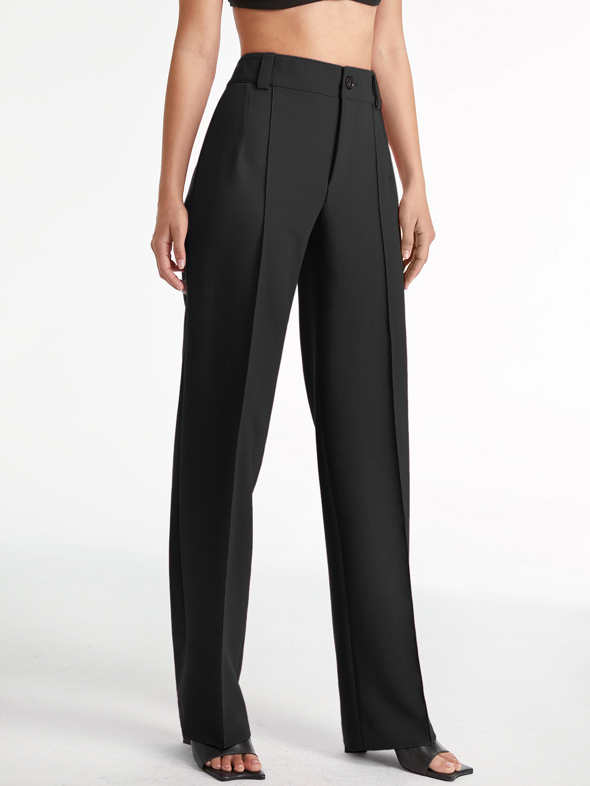 Pantalon droit à taille haute, plissé sur le devant, couleur unie