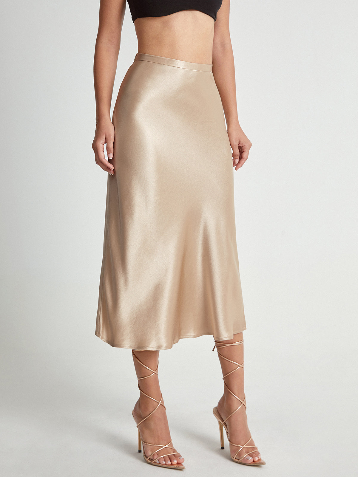Jupe midi fluide en satin à taille haute