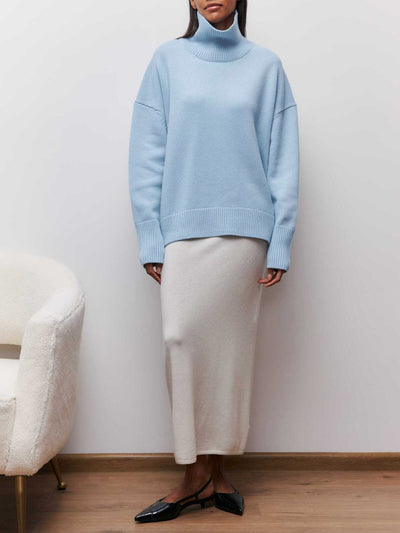 Pull oversize à col roulé bleu ciel
