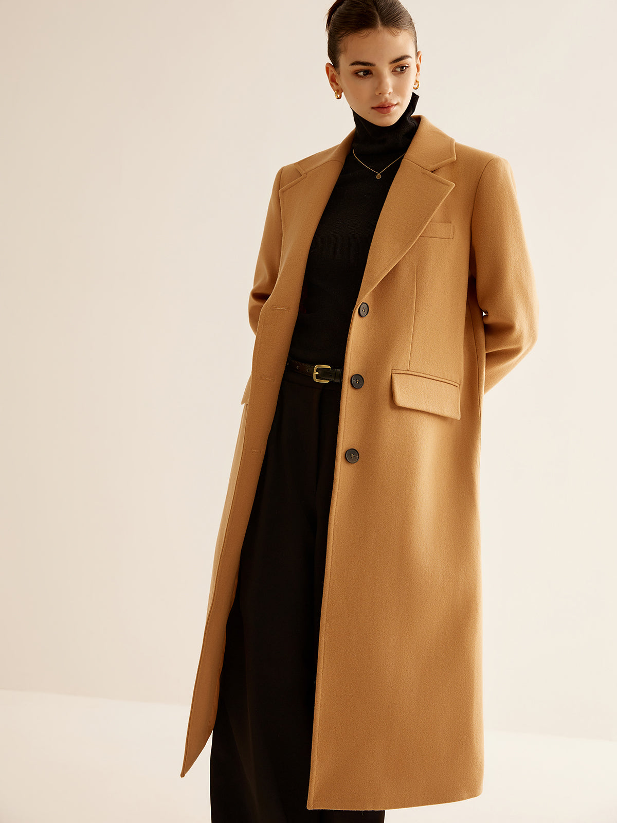 Manteau long minimaliste en laine mélangée