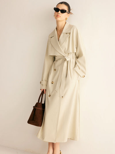 Élégant trench-coat plissé avec ceinture
