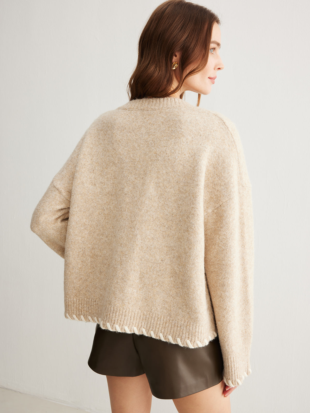 Pull en laine mélangée avec bordure brodée