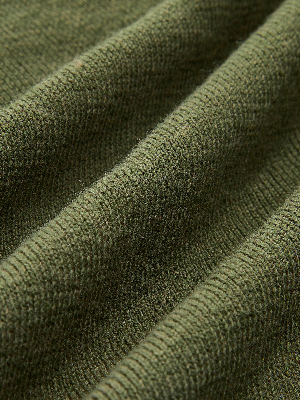 Haut en tricot asymétrique à col asymétrique en laine mélangée