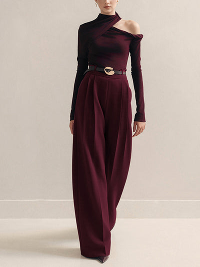 Pantalon taille haute plissé à ceinture métallique