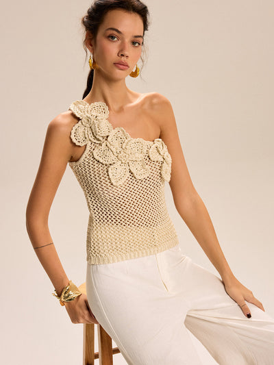 Haut asymétrique à fleurs en maille crochetée