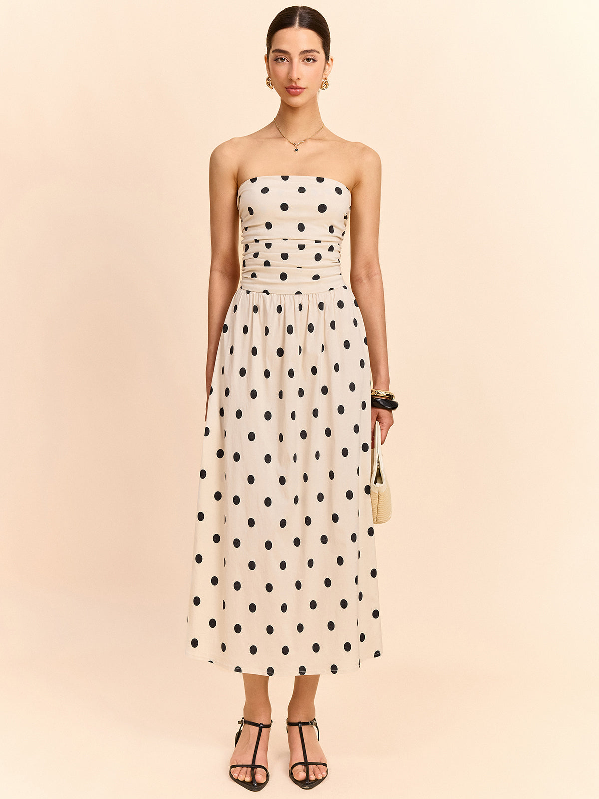 Robe midi froncée sans bretelles à pois