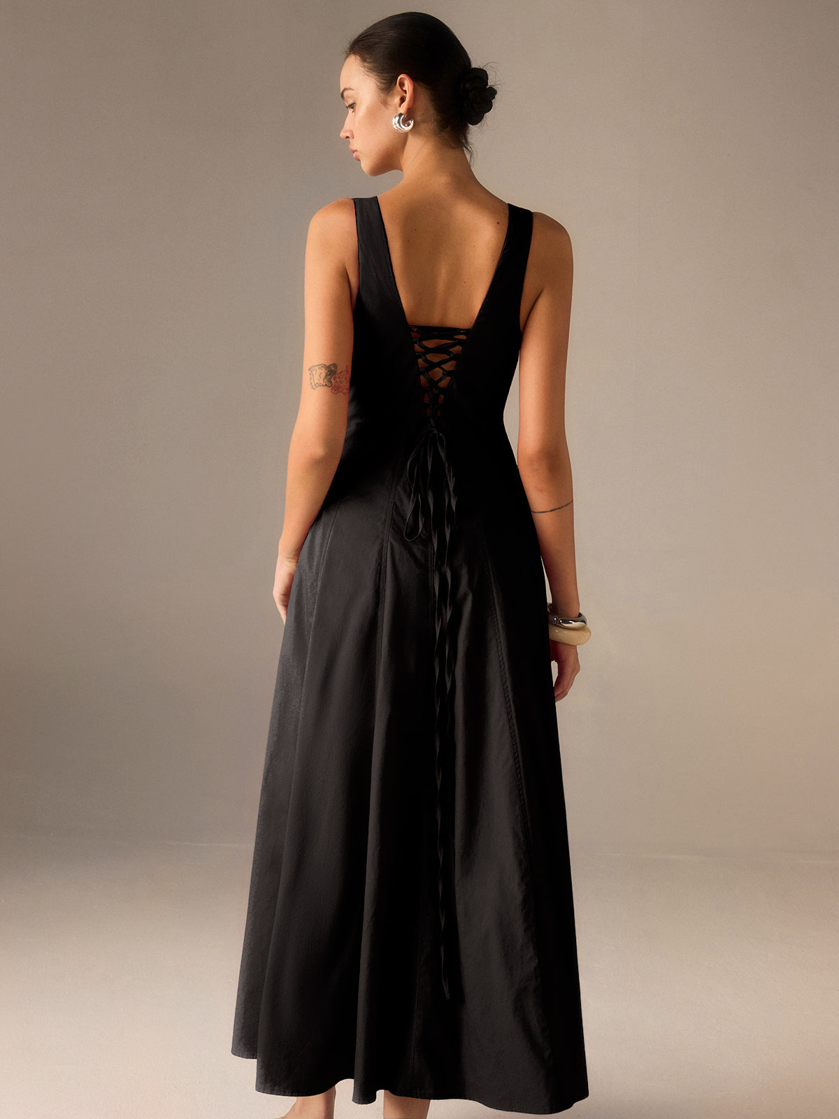 Robe longue en coton avec dos lacé