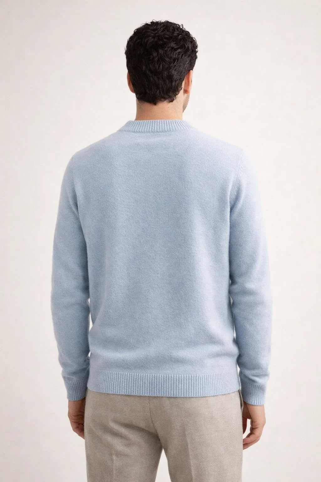Averin Cashmere Knit Light Blue